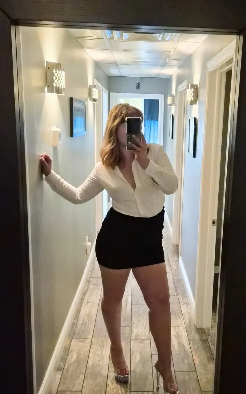 Escorts Niagara Falls, Ontario Daisy Whyte
