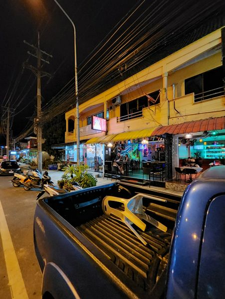 Beer Bar / Go-Go Bar Phuket, Thailand Valhalla Bar
