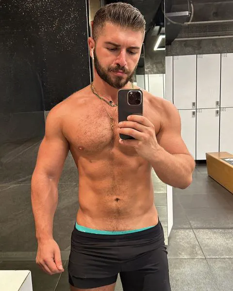 Escorts Mykonos, Greece Athlete_BigLegs