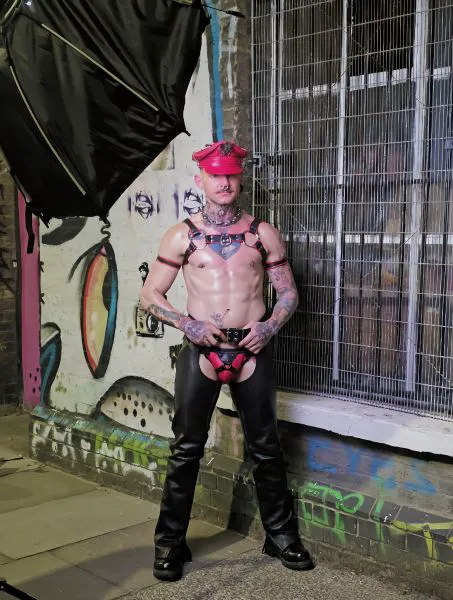 Escorts London, England PrincePAradoxx