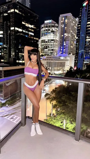 Escorts Miami, Florida sofia latina