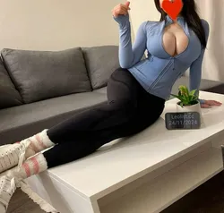 Escorts Oakville, Ontario Summer