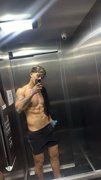 Escorts Bergamo, Italy TonyBellobrasile