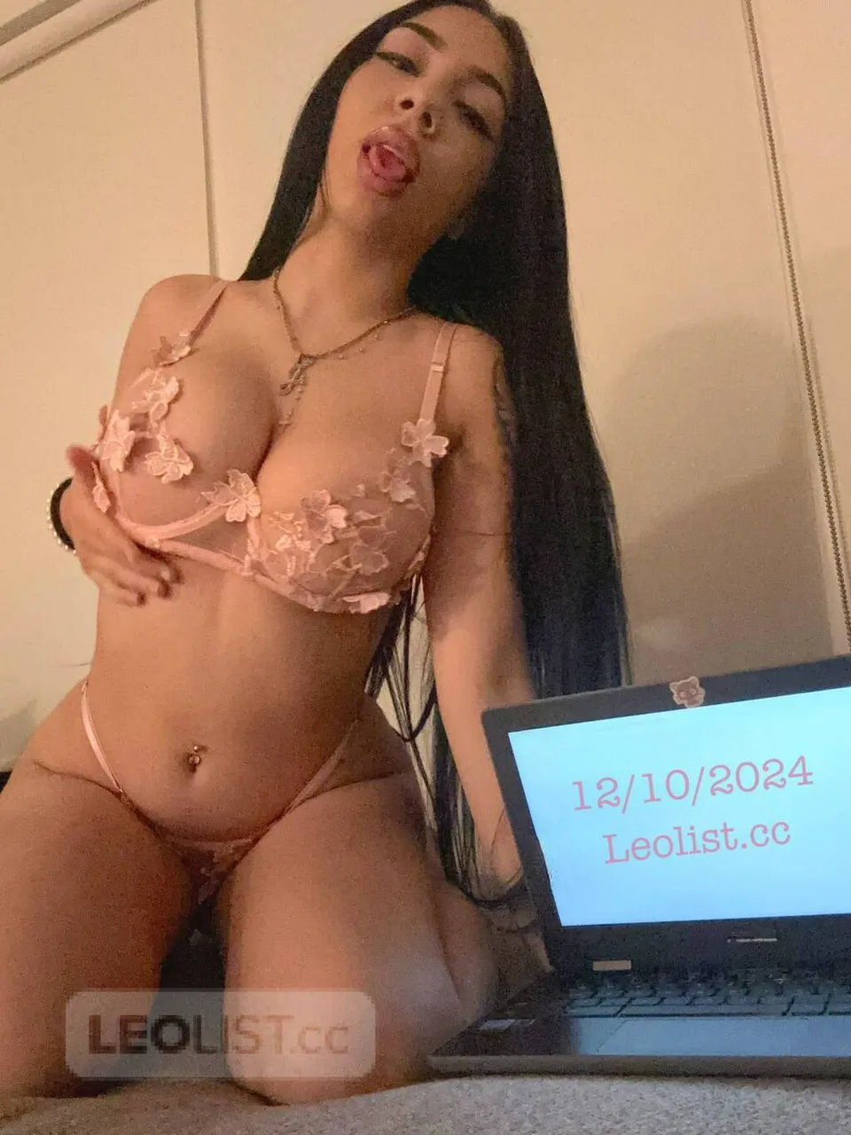 Escorts Vancouver, British Columbia CUM RELAX WITH ME!