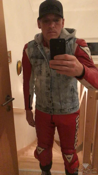 Escorts Munich, Germany Master-365