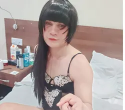 Escorts Ilford, England Special Thai femboy friendly ready for you