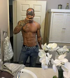 Escorts Palm Springs, California KyleCooper