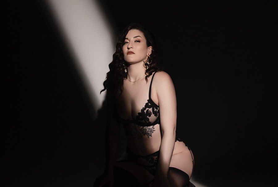 Escorts Tampa, Florida DateSimone