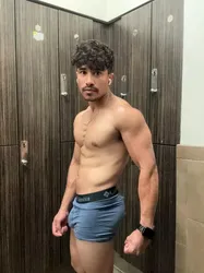 Escorts Chicago, Illinois Alexbigxlboy