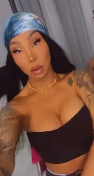 Claudia party video 1