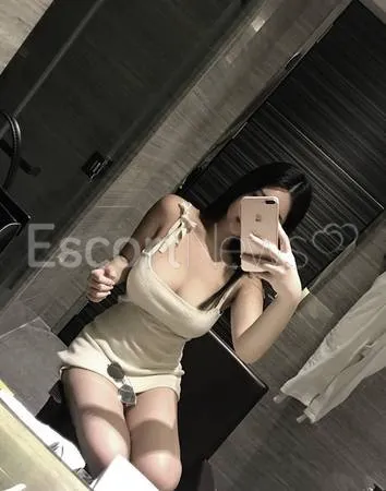 Escorts China Lucy