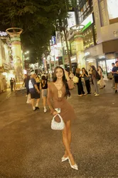 Escorts Makati City, Philippines Hugecock Goddess Sabrina