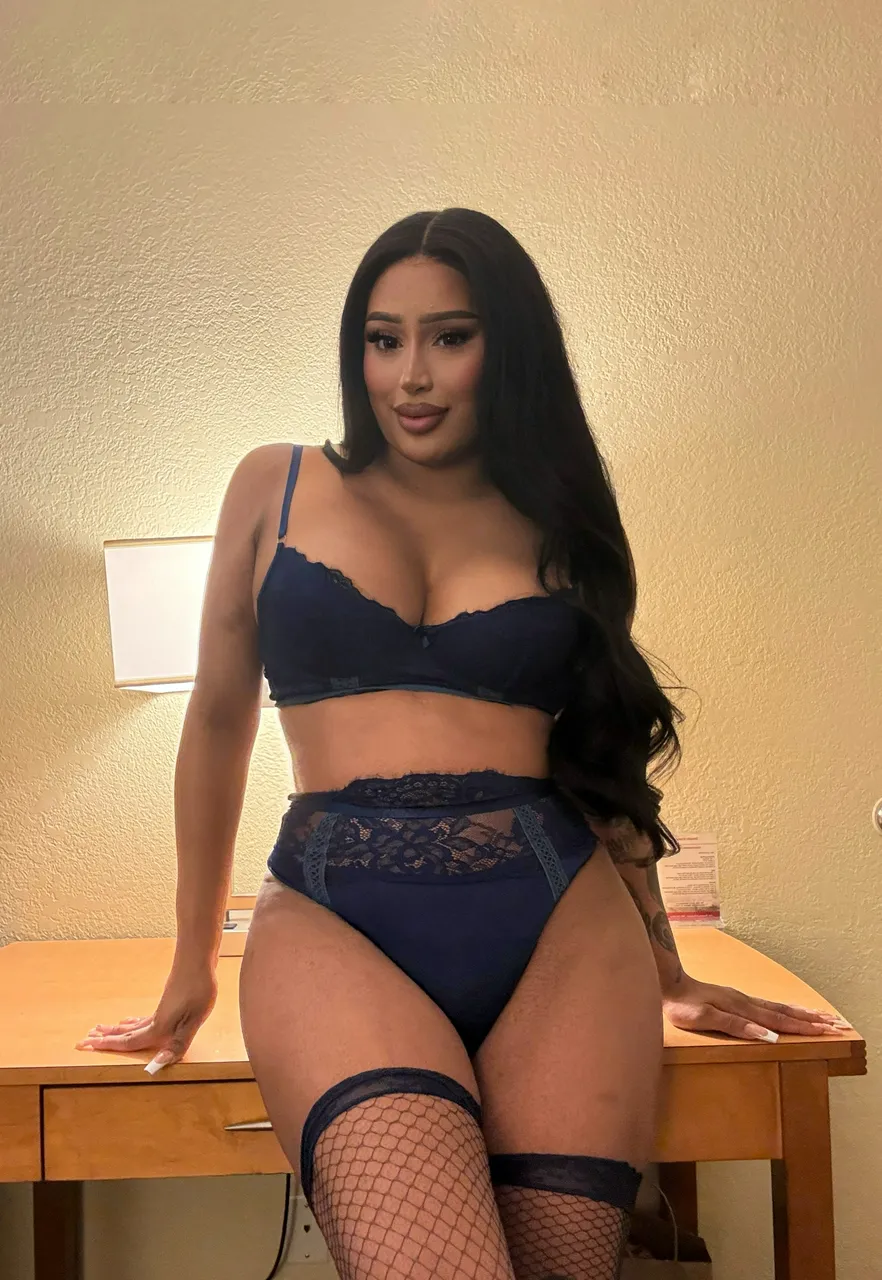 Escorts Los Angeles, California Alondra visiting