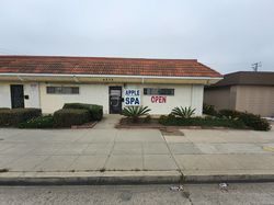 Oxnard, California Apple Massage