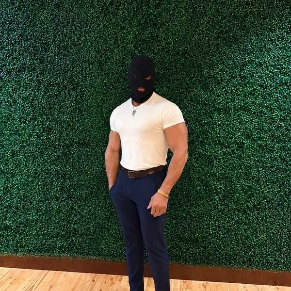 Escorts Des Plaines, Illinois Dadmuscles