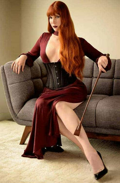 Escorts Los Angeles, California Mistress Lila