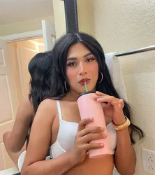 Escorts Greenville, South Carolina Mia Visiting Now