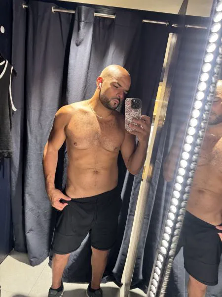 Escorts Orlando, Florida EmilioTopL