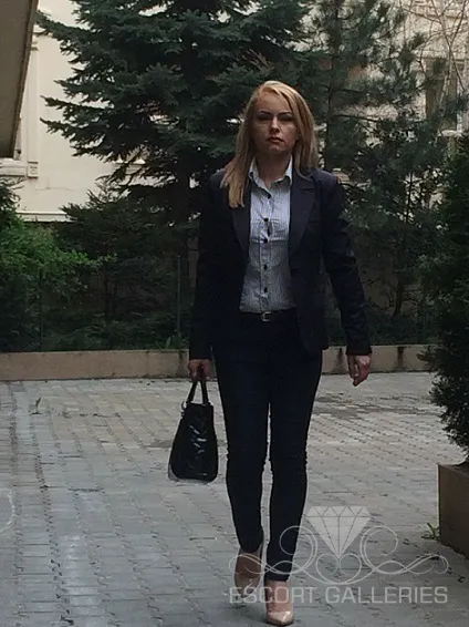 Escorts Bucharest, Romania Alinablondy