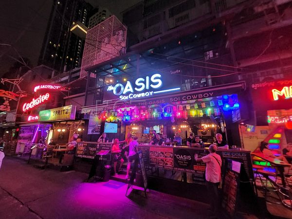 Beer Bar / Go-Go Bar Bangkok, Thailand The Oasis