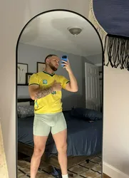 Escorts Chicago, Illinois Dylan_HotXL