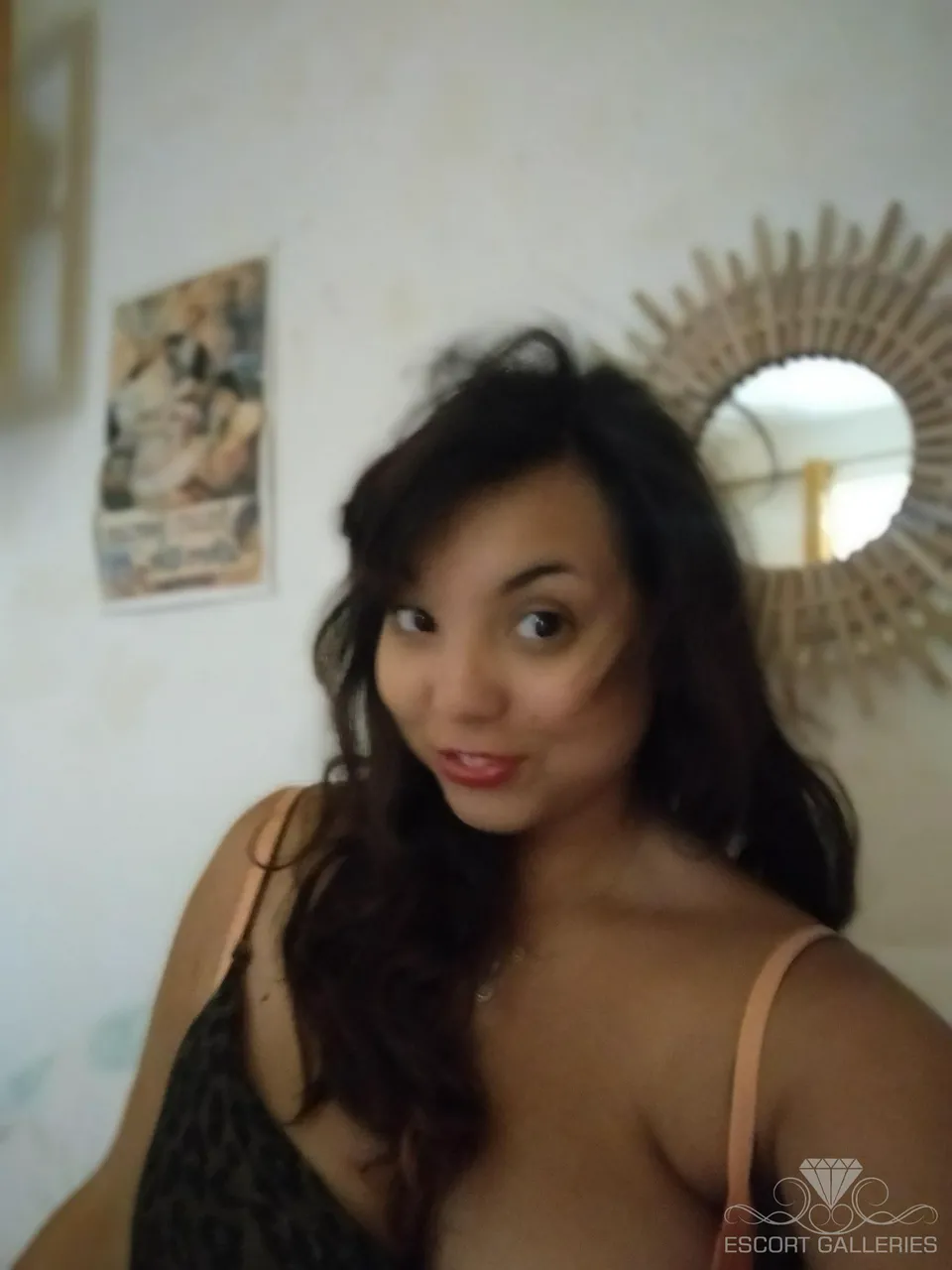 Escorts Paris, France Tessa