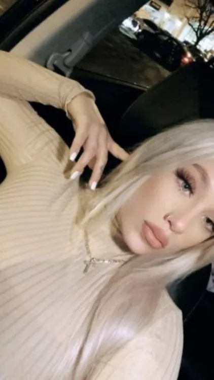 Escorts Yuba City, California reachforskyler