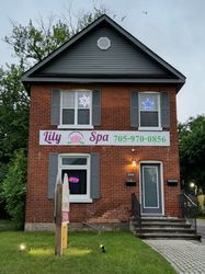 Barrie, Ontario Lily Spa