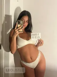 Escorts Saskatoon, Saskatchewan (っ◔◡◔)っ Sexy Latina Student, Ready For Fun