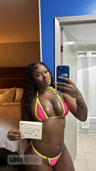 Escorts Mississauga, Ontario Honey