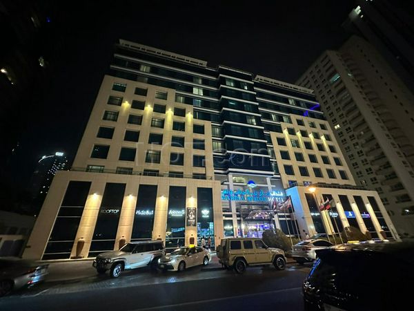 Night Clubs Dubai, United Arab Emirates Amadeus Club