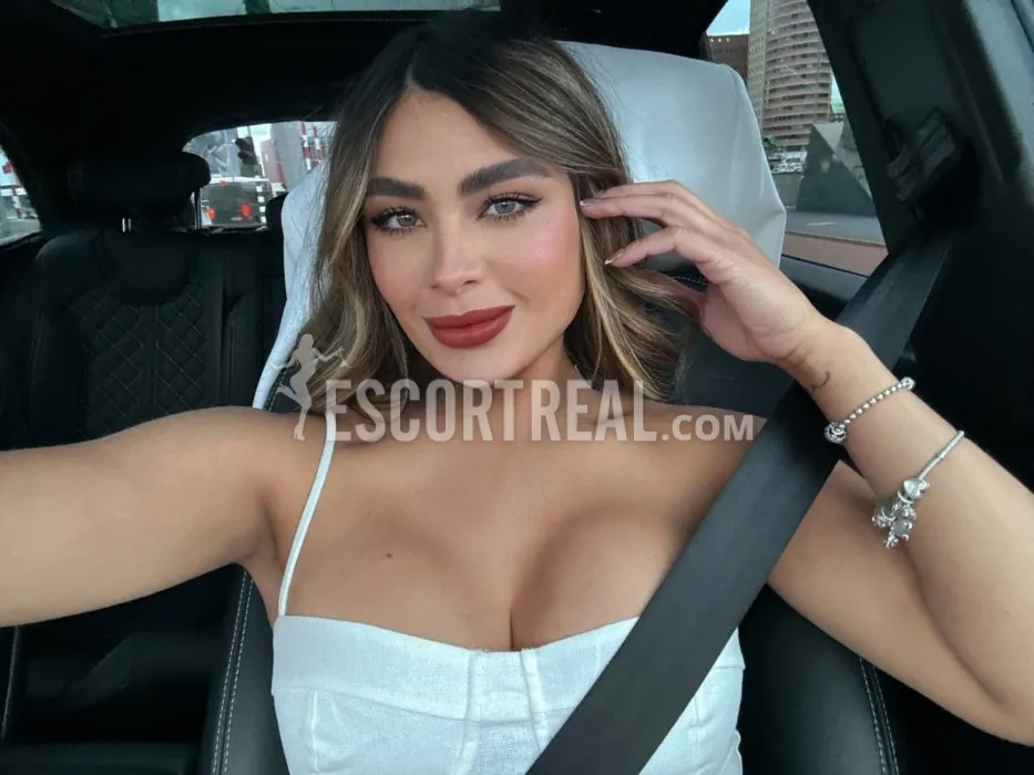 Escorts Amsterdam, Netherlands (Sasha, independent)