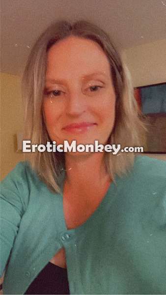 Escorts Joplin, Missouri Gena