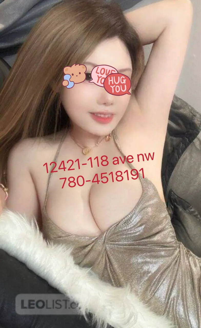 Escorts Edmonton, Alberta Duo Special NURU Massage