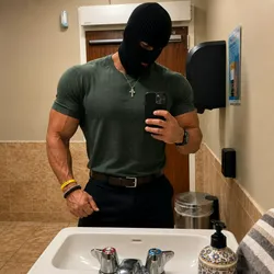Escorts Des Plaines, Illinois Dadmuscles