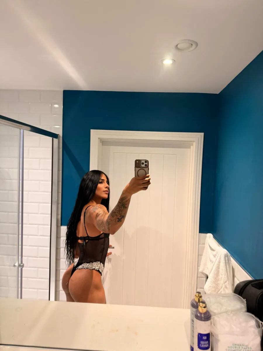 Escorts Slough, England Scarlett Brazilian