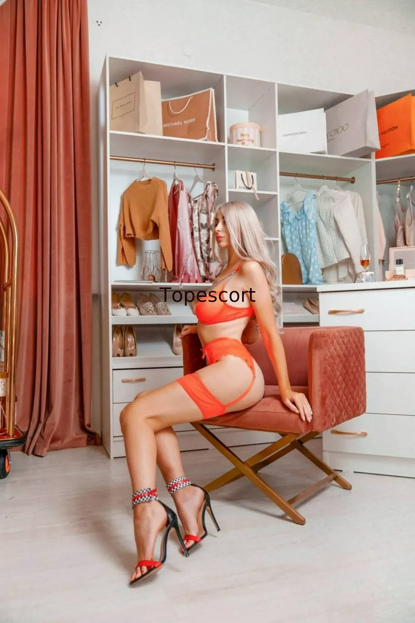 Escorts Shanghai, China Sonia