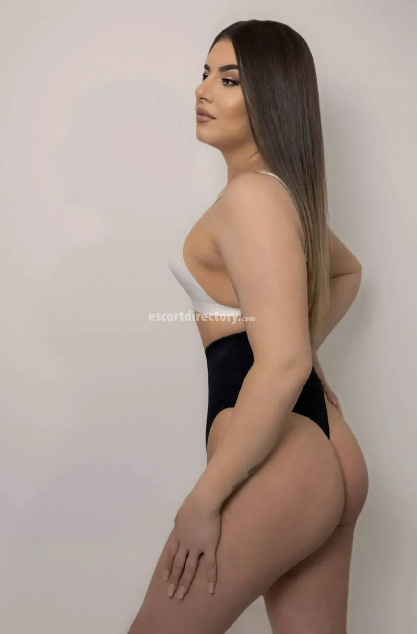 Escorts London, England Larissa, AnnaSaphirex Escort Agency