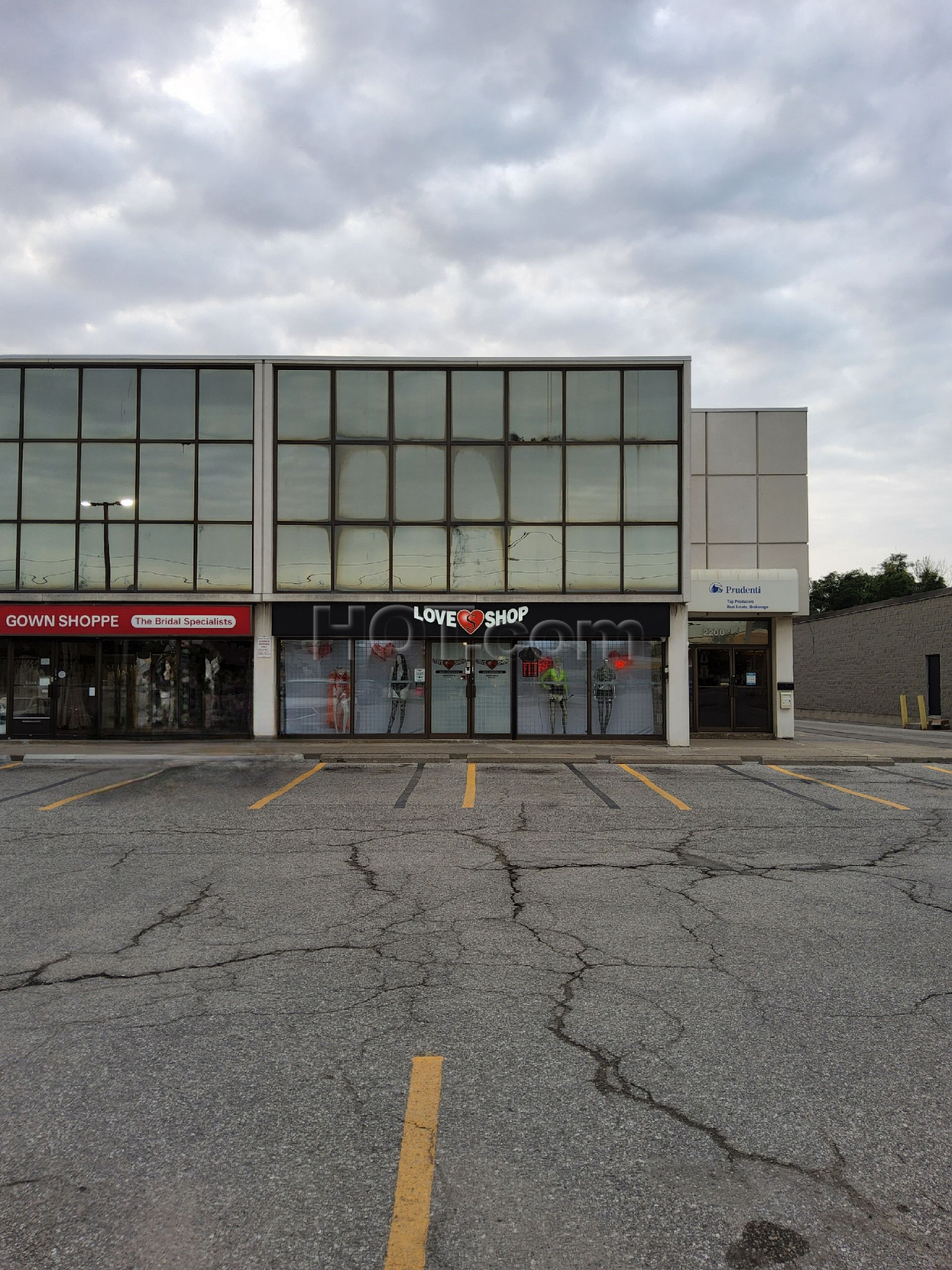 Mississauga, Ontario Love Shop