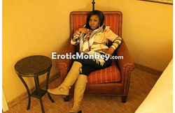 Escorts Seattle, Washington Kisses