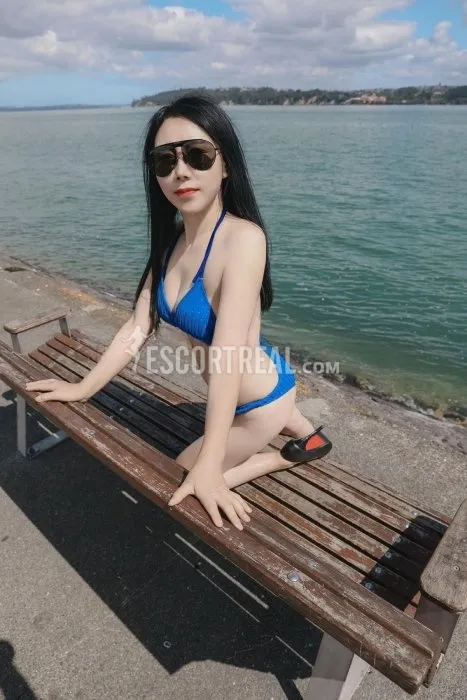 Escorts Wellington, New Zealand (Kiki, agency NZ escort girls)