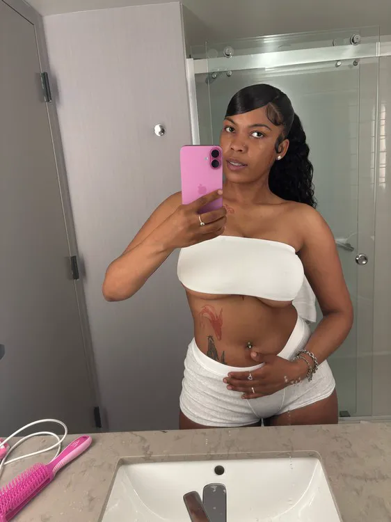 Escorts Modesto, California Malaysiabella