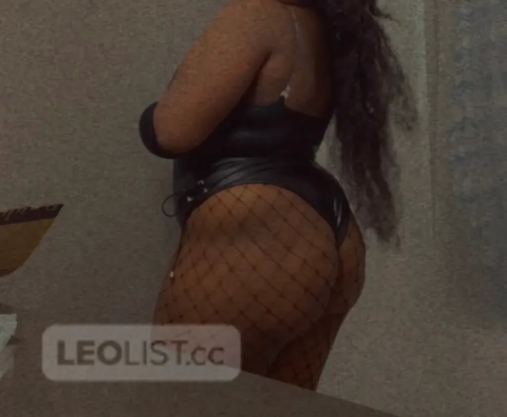 Escorts North York, Ontario Lina