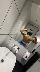Escorts Bangkok, Thailand Ronakdaddy