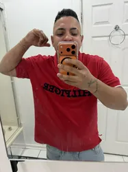 Escorts Chicago, Illinois RomanVega