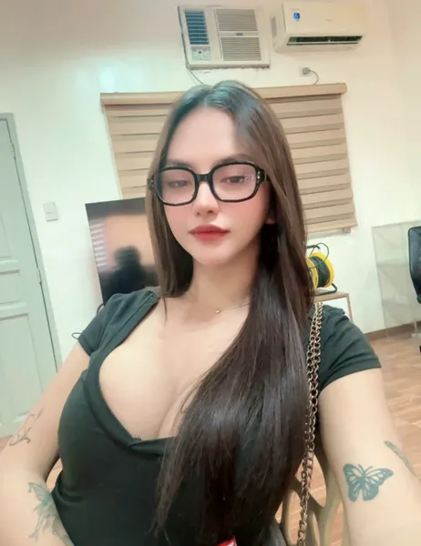 Escorts Manila, Philippines mollybigcock