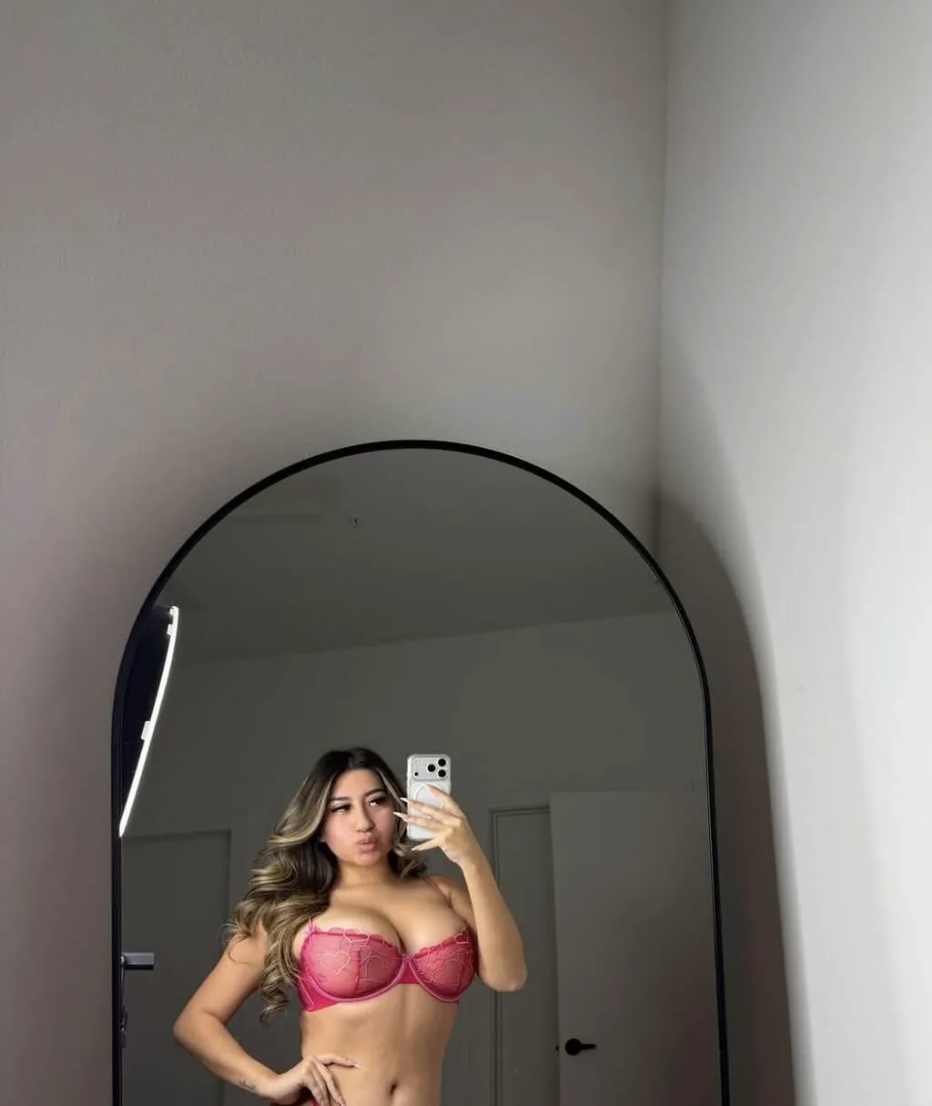 Escorts Niagara Falls, Ontario Layla
