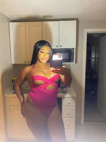 Escorts Boca Raton, Florida Vixen in Hollywood💖