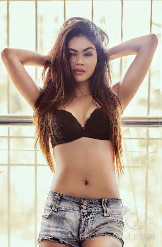 Escorts Delhi, India Riya Singh