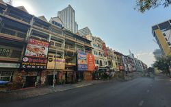 Phnom Penh, Cambodia Foot Life Massage